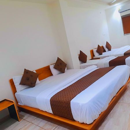 Hotel Nova Pride Rajkot Luaran gambar